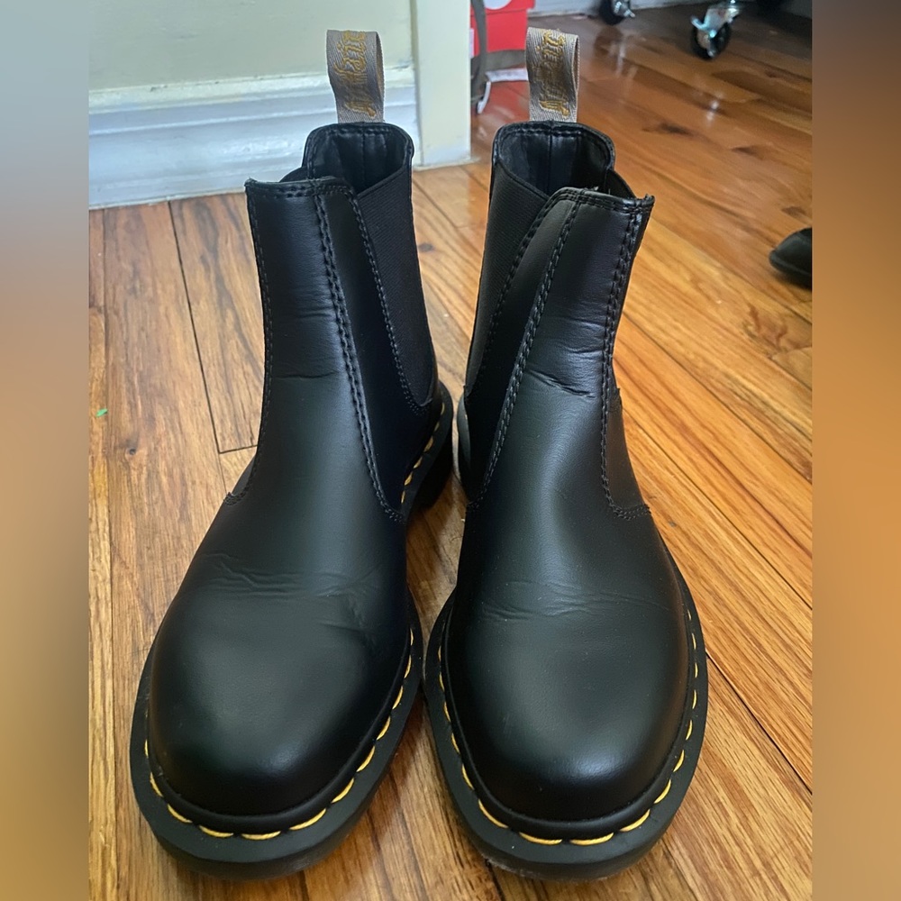 Dr.Martens: VEGAN 2976 FELIX CHELSEA BOOTS - Picture 7 of 7